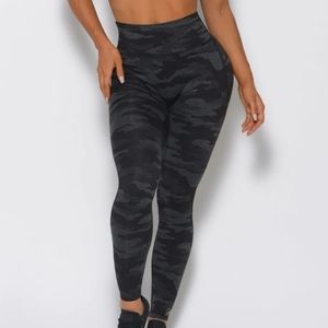 Bombshell leggings